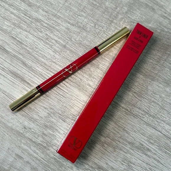 valentino liquid eyeliner black